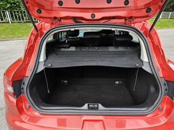 Renault Clio 1.2 16V Dynamique MediaNav Euro 5 5dr