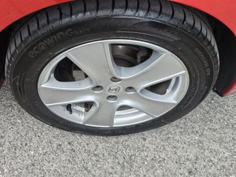 Renault Clio 1.2 16V Dynamique MediaNav Euro 5 5dr