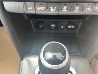Hyundai KONA 1.6 h-GDi Premium DCT Euro 6 (s/s) 5dr