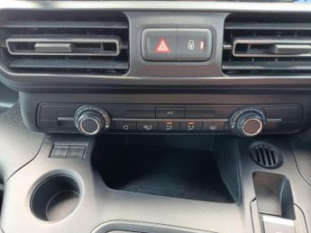 Peugeot e-Rifter 50kWh Allure Long MPV 5dr Electric Auto (7.4kW Charger) (136 ps)