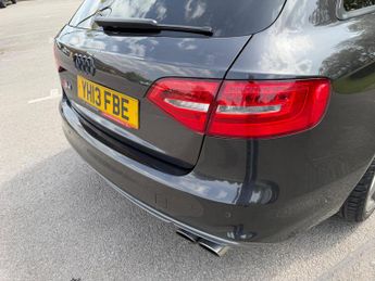 Audi S4 Avant 3.0 TFSI V6 Black Edition S Tronic quattro Euro 5 (s/s) 5dr