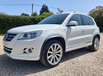 Volkswagen Tiguan 2.0 TDI R-Line Auto 4WD Euro 5 5dr