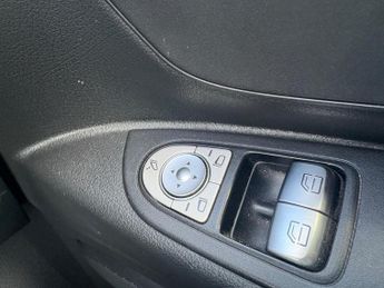 Mercedes-Benz eVito 114 e 41kWh Progressive Auto FWD L2 6dr (LWB)