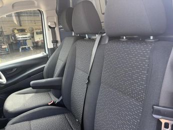 Mercedes-Benz eVito 114 e 41kWh Progressive Auto FWD L2 6dr (LWB)