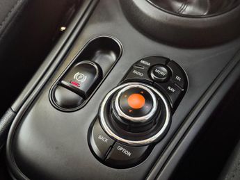 MINI Countryman 1.5 7.6kWh Cooper SE Auto ALL4 Euro 6 (s/s) 5dr