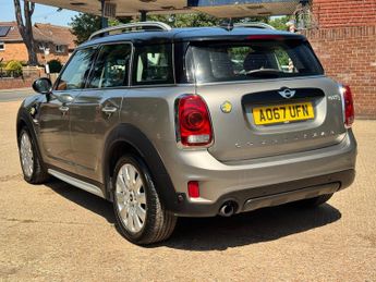 MINI Countryman 1.5 7.6kWh Cooper SE Auto ALL4 Euro 6 (s/s) 5dr