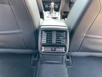 Volkswagen Arteon 2.0 TSI R-Line Fastback DSG Euro 6 (s/s) 5dr
