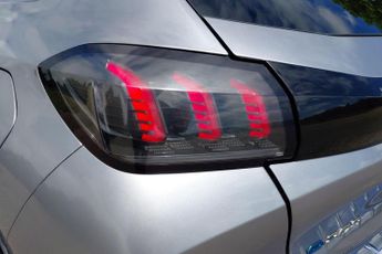 Peugeot E-208 50kWh GT Premium Hatchback 5dr Electric Auto (7kW Charger) (136 