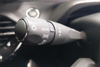 Peugeot E-208 50kWh GT Premium Hatchback 5dr Electric Auto (7kW Charger) (136 