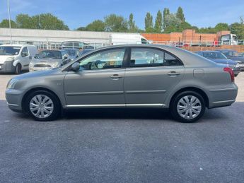 Toyota Avensis 2.0 TD Colour Collection Hatchback 5dr Diesel Manual (155 g/km, 