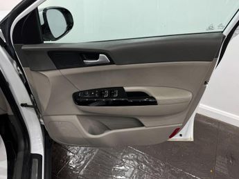 Kia Sportage 2.0 CRDi First Edition Auto AWD Euro 6 5dr