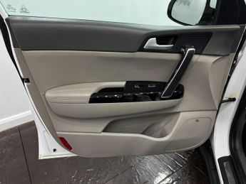 Kia Sportage 2.0 CRDi First Edition Auto AWD Euro 6 5dr