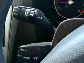 Ford Focus 1.6 LX 5dr