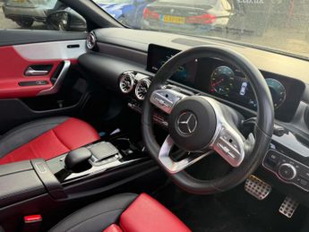 Mercedes-Benz CLA 2.0 CLA250 AMG Line (Premium Plus 2) Coupe 7G-DCT Euro 6 (s/s) 4