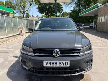 Volkswagen Tiguan 2.0 TDI SE Navigation Euro 6 (s/s) 5dr