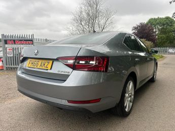 Skoda Superb 2.0 TDI SE L Executive Euro 6 (s/s) 5dr