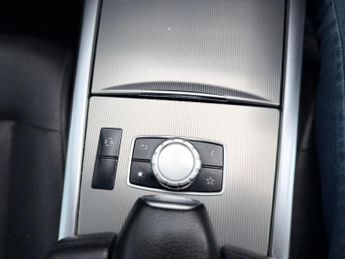 Mercedes-Benz E Class 2.1 E220 CDI SE G-Tronic+ Euro 5 (s/s) 4dr