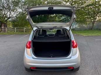 Kia Venga 1.6 3 Auto Euro 5 5dr (Sat Nav)