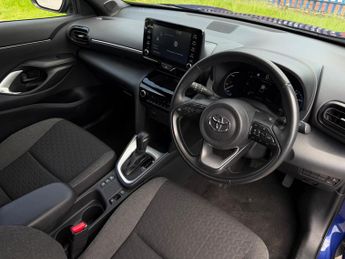 Toyota Yaris Cross 1.5 VVT-h Design E-CVT Euro 6 (s/s) 5dr