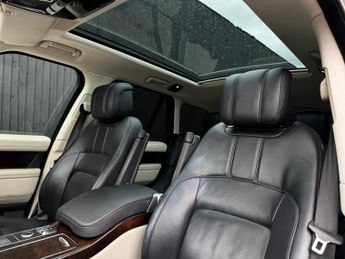 Land Rover Range Rover 2.0 P400e 12.4kWh Vogue SE Auto 4WD Euro 6 (s/s) 5dr