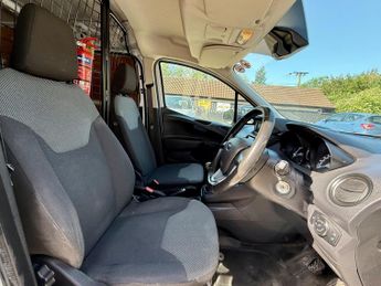 Ford Transit Courier 1.0 EcoBoost Leader L1 Euro 6 4dr
