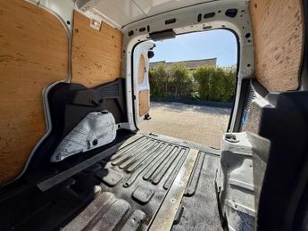 Ford Transit Courier 1.0 EcoBoost Leader L1 Euro 6 4dr