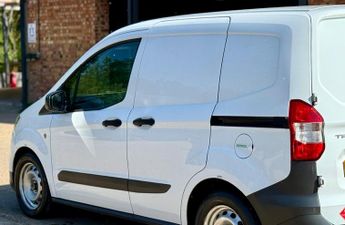 Ford Transit Courier 1.0 EcoBoost Leader L1 Euro 6 4dr
