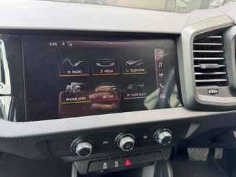 Audi A1 1.0 TFSI 30 Technik Sportback S Tronic Euro 6 (s/s) 5dr