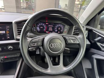 Audi A1 1.0 TFSI 30 Technik Sportback S Tronic Euro 6 (s/s) 5dr