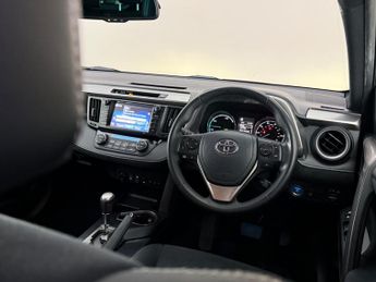 Toyota RAV4 2.5 VVT-h Design CVT Euro 6 (s/s) 5dr