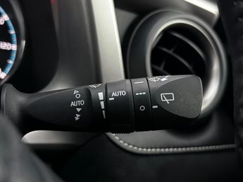 Toyota RAV4 2.5 VVT-h Design CVT Euro 6 (s/s) 5dr