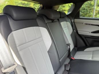 Land Rover Range Rover Evoque 2.0 D200 MHEV R-Dynamic HSE Auto 4WD Euro 6 (s/s) 5dr