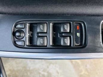 Volvo S60 2.0 D3 SE Geartronic Euro 5 (s/s) 4dr