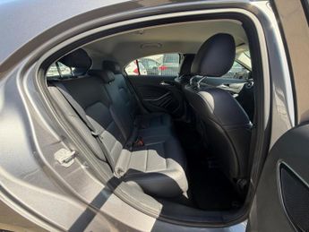 Mercedes-Benz A Class 1.5 A180d Sport 7G-DCT Euro 6 (s/s) 5dr