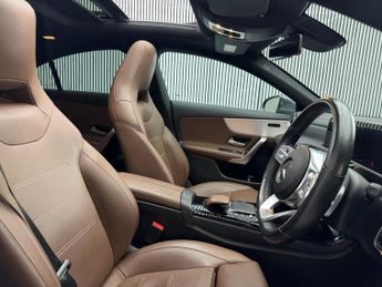 Mercedes-Benz CLA 1.3 CLA250e 15.6kWh AMG Line (Premium Plus) Coupe 8G-DCT Euro 6 