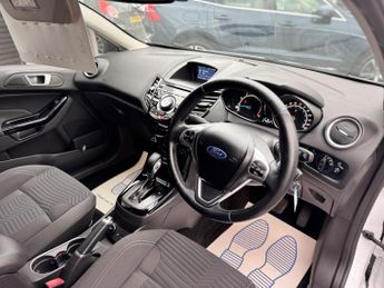 Ford Fiesta 1.6 Titanium Powershift Euro 5 5dr