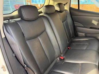 Nissan Leaf 30kWh Tekna Auto 5dr