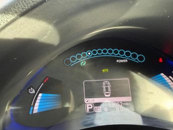 Nissan Leaf 30kWh Tekna Auto 5dr