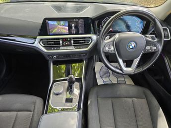BMW 3 Series 2.0 330e 12kWh SE Pro Auto Euro 6 (s/s) 4dr