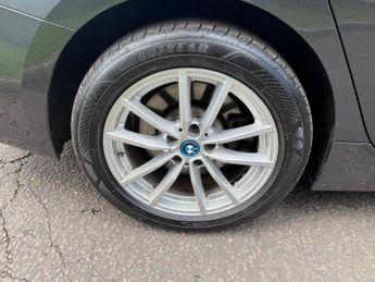 BMW 3 Series 2.0 330e 12kWh SE Pro Auto Euro 6 (s/s) 4dr
