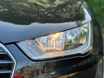 Audi A1 1.4 TFSI Sport Sportback S Tronic Euro 6 (s/s) 5dr (Nav)