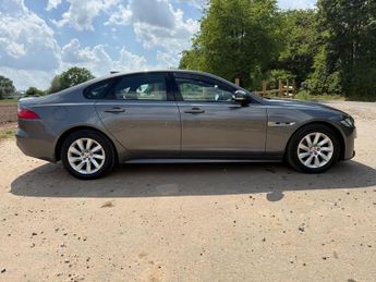 Jaguar XF 2.0d R-Sport Euro 6 (s/s) 4dr