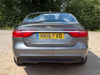 Jaguar XF 2.0d R-Sport Euro 6 (s/s) 4dr