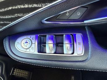 Mercedes-Benz C Class 1.6 C200d AMG Line (Premium) G-Tronic+ Euro 6 (s/s) 4dr
