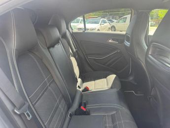 Mercedes-Benz A Class 1.8 A200 CDI Sport 7G-DCT Euro 5 (s/s) 5dr