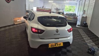 Renault Clio 1.2 16V Dynamique MediaNav Euro 5 5dr