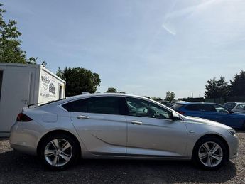 Vauxhall Insignia 1.6 Turbo D BlueInjection SRi Nav Grand Sport Euro 6 (s/s) 5dr