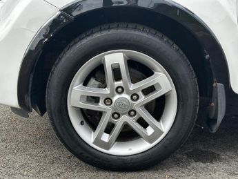 Kia Soul 1.6 CRDi 2 SUV 5dr Diesel Manual Euro 4 (126 bhp)
