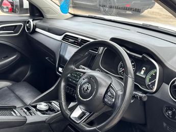 MG MG ZS 44.5kWh Exclusive Auto 5dr