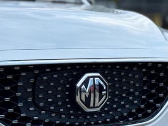 MG MG ZS 44.5kWh Exclusive Auto 5dr